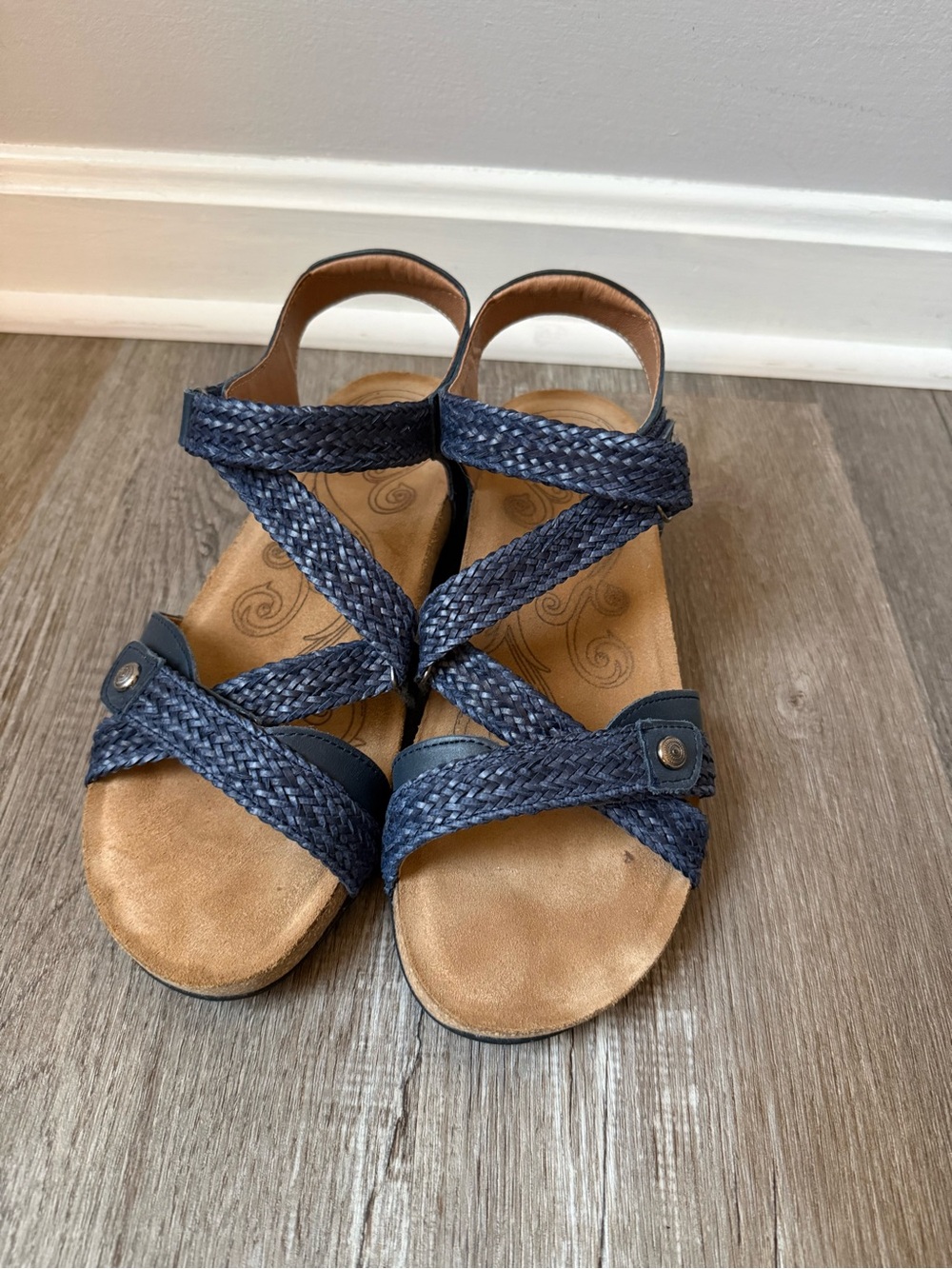 Taos Trulie Arched Sandals Gladiators Comfy Navy Blue Size 9 9-5